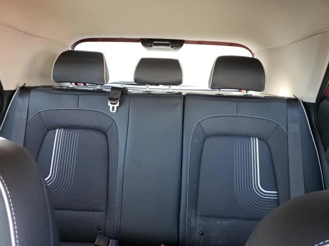 Hyundai Venue 1.6L 4 Front-wheel Drive, снимка 14 - Автомобили и джипове - 52860462