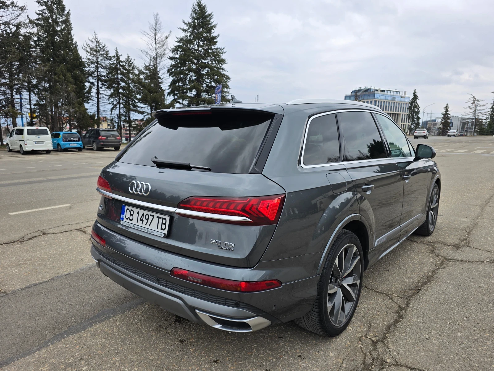 Audi Q7 50 TDI S-line - изображение 5