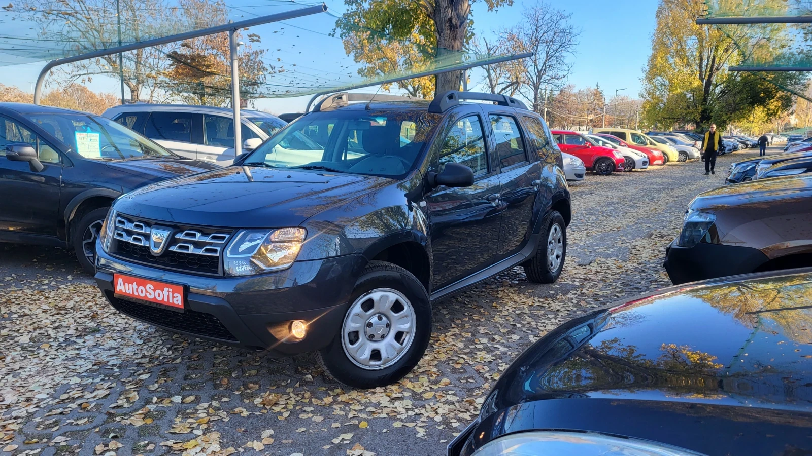 Dacia Duster 1.6i 4x4 фейс - изображение 2