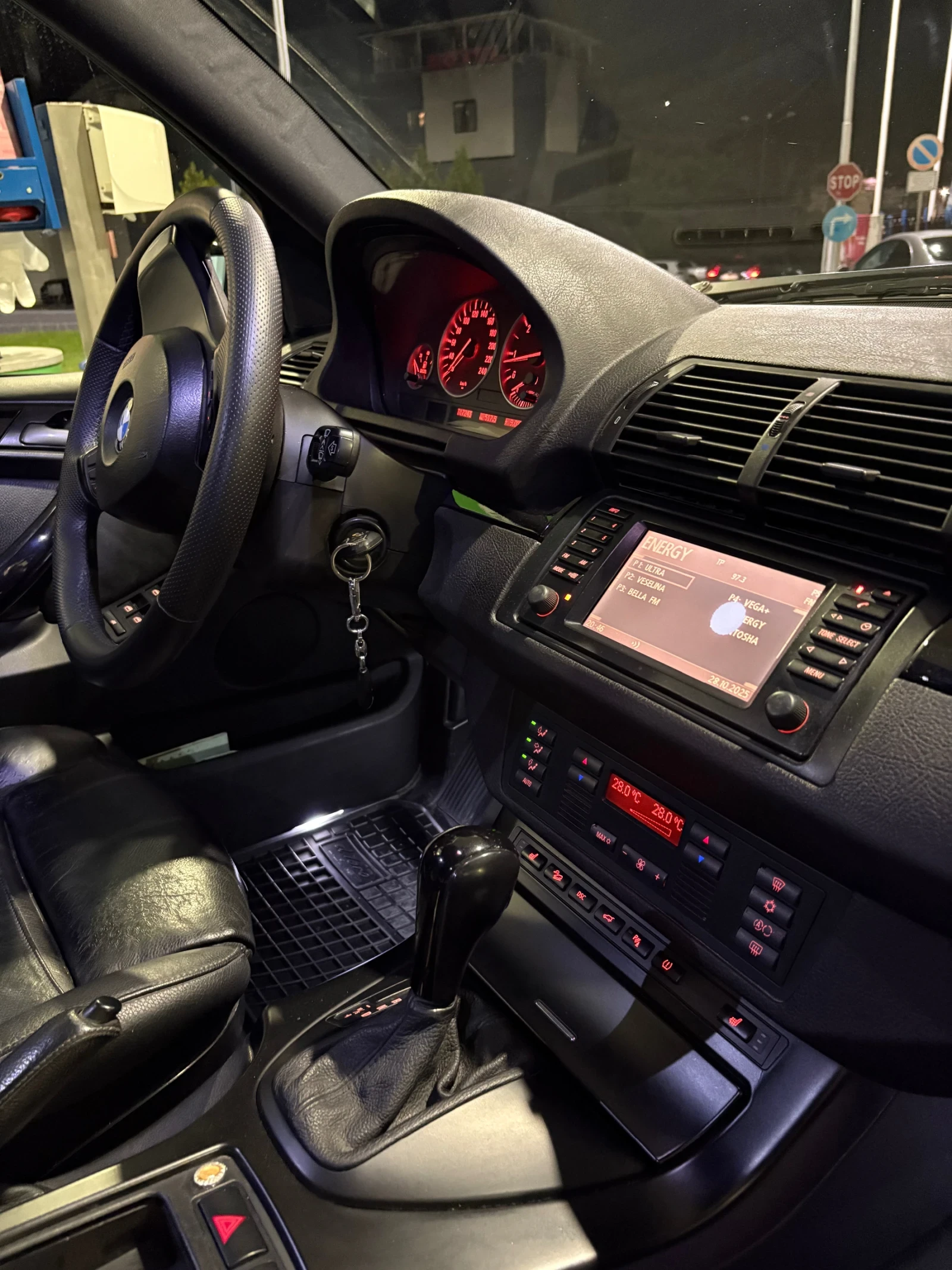 BMW X5  - изображение 6