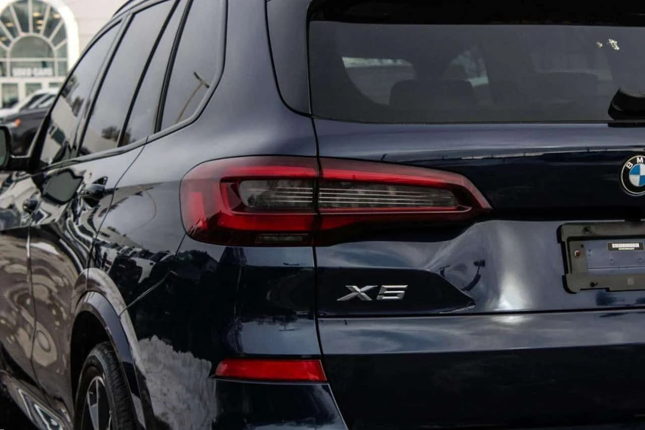 BMW X5 | M SPORT | SWAROVSKI | HUD | ПАНОРАМА | , снимка 8 - Автомобили и джипове - 54294365
