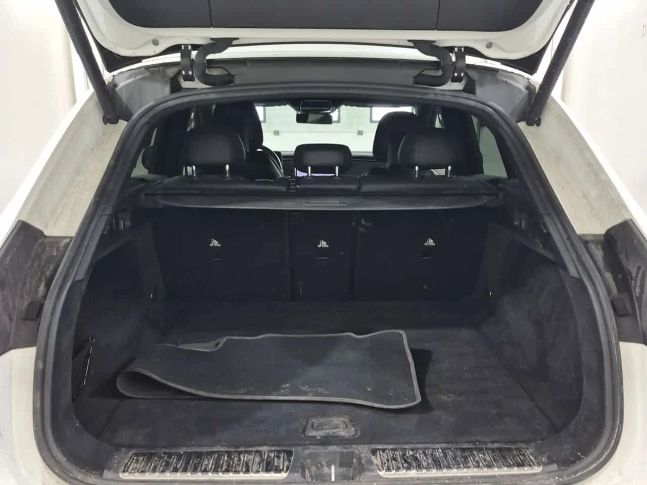 Mercedes-Benz EQE 350 4 MATIC / 360 / DISTRONIC / BURMESTER /, снимка 14 - Автомобили и джипове - 54906747