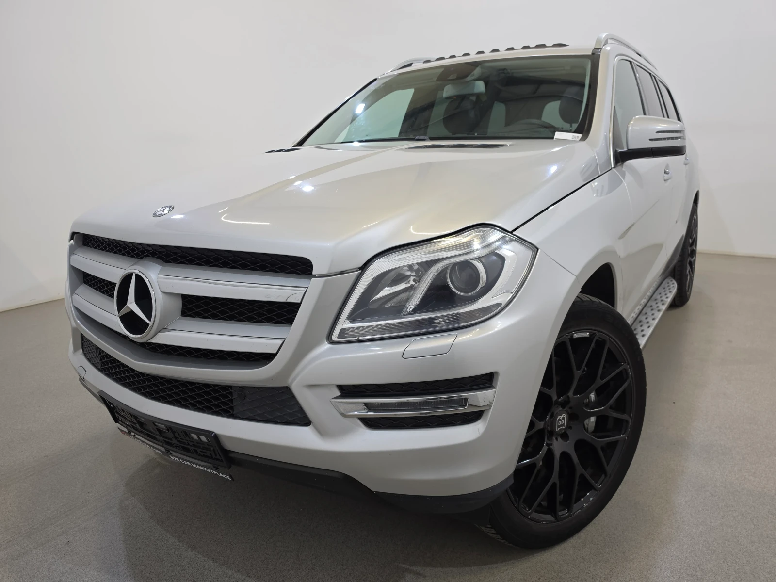 Mercedes-Benz GL 400 4Matic 7 Седалки / Камера / Нави / Ксенон