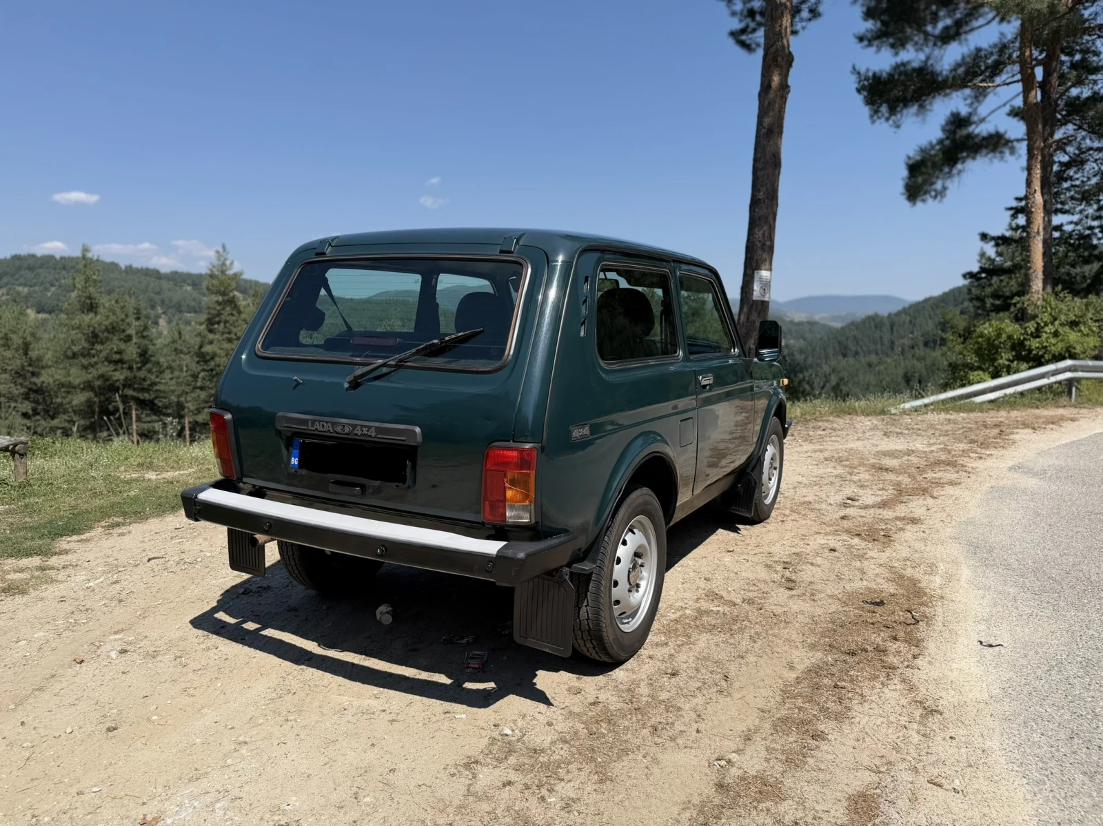 Lada Niva 1.7i, снимка 9 - Автомобили и джипове - 55752479