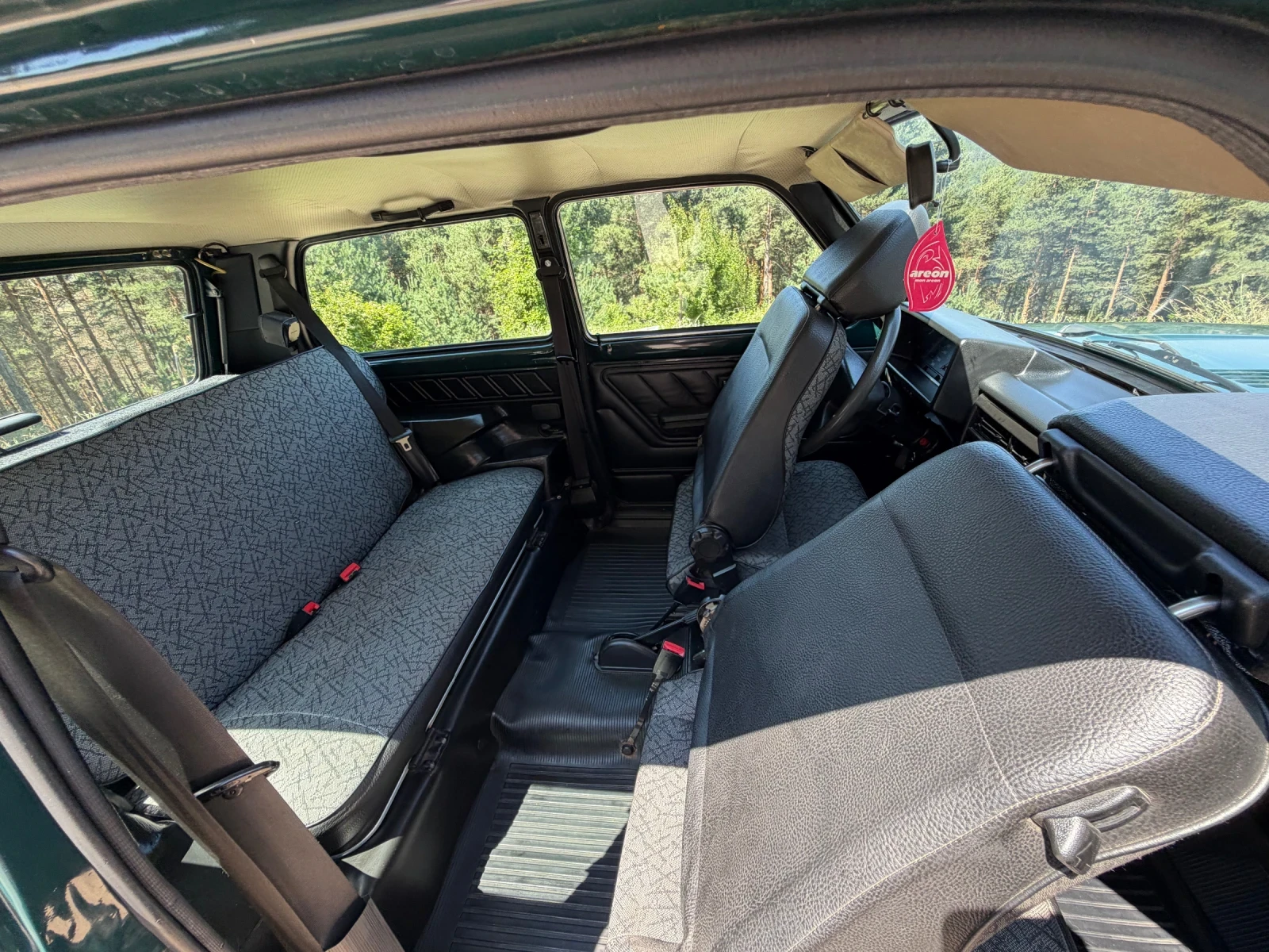 Lada Niva 1.7i, снимка 13 - Автомобили и джипове - 55752479