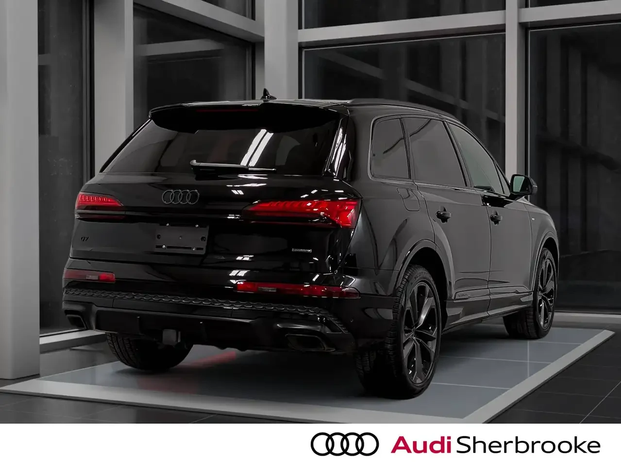 Audi Q7, снимка 6 - Автомобили и джипове - 56181200