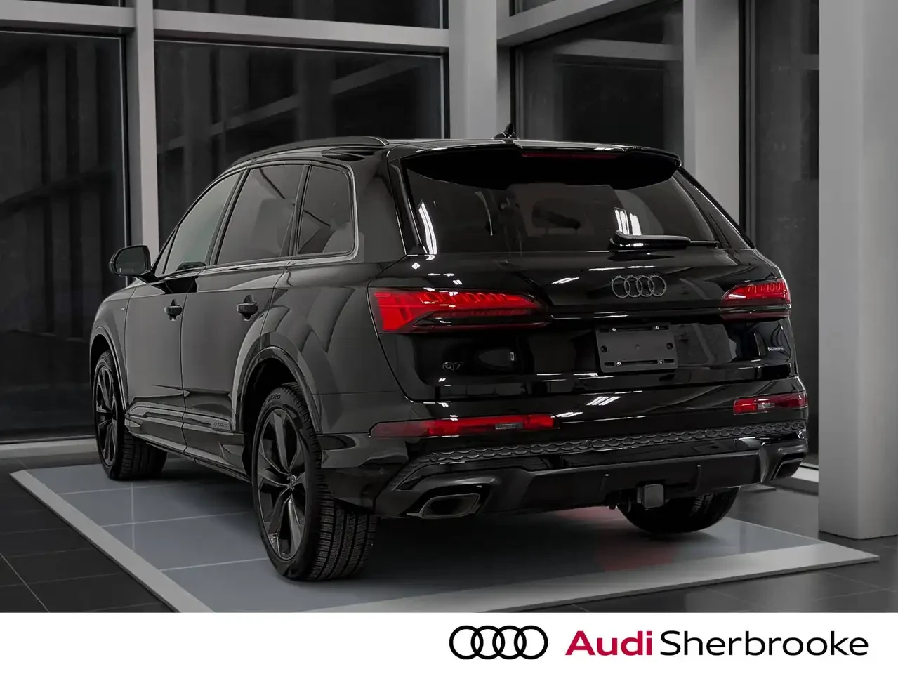Audi Q7, снимка 4 - Автомобили и джипове - 56181200