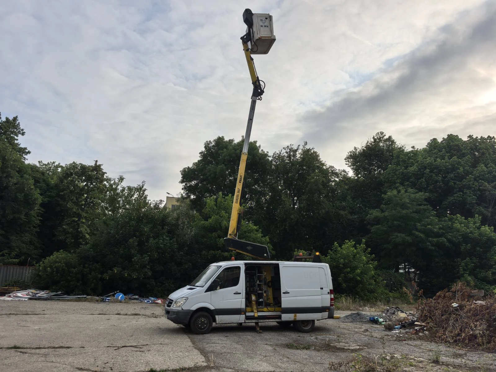 Автовишка Mercedes-Benz 513 - изображение 2