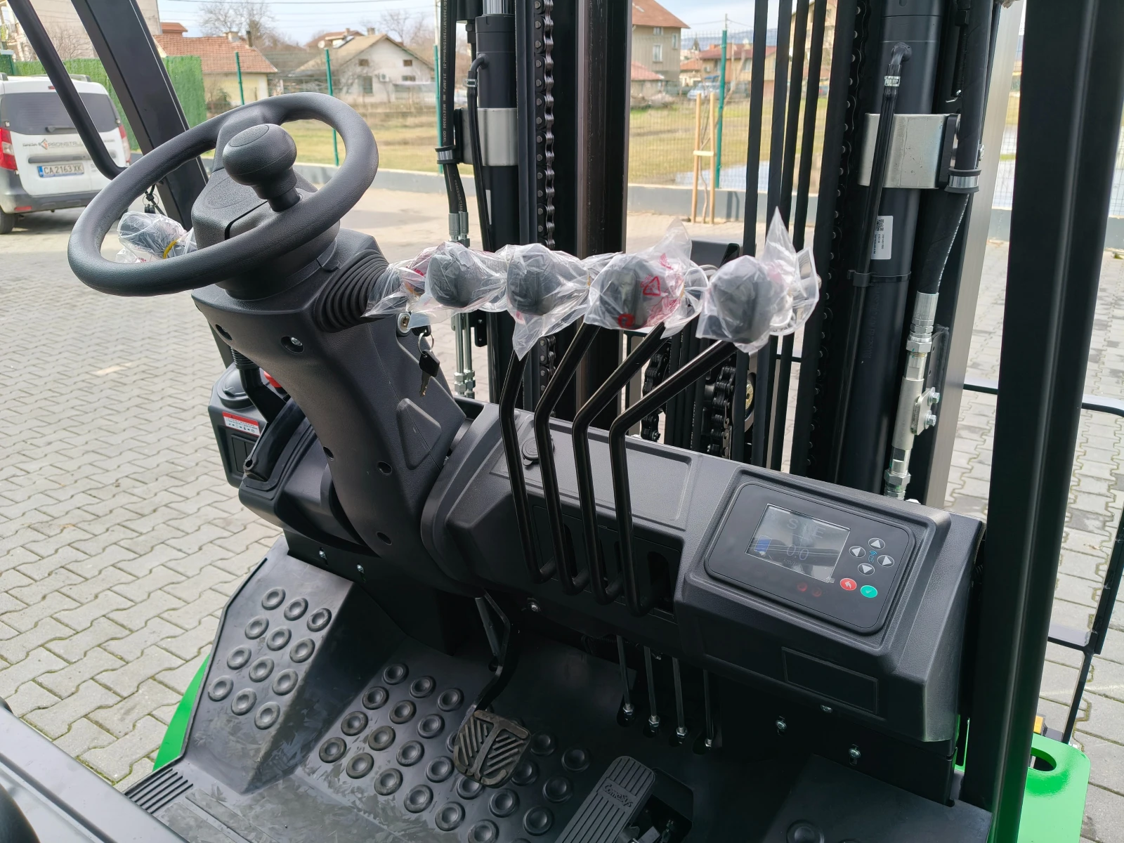 ���������� ���, ������������, NOBLELIFT  | Mobile.bg � ����������� 6