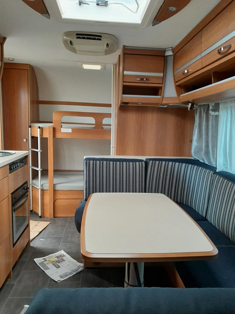 Каравана Dethleffs Nomad SNOW, снимка 14 - Каравани и кемпери - 52615474