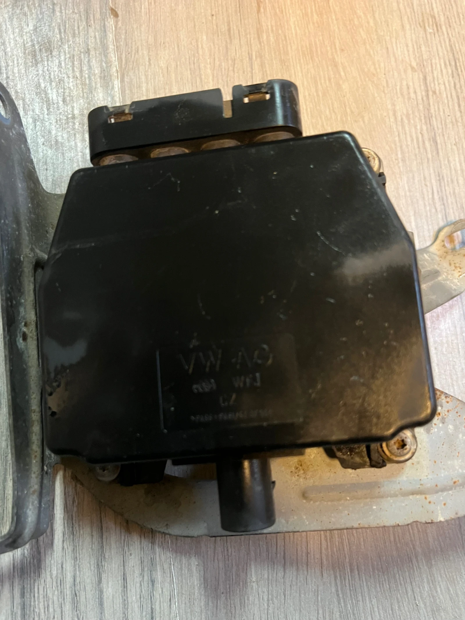 6Q0906625A   VW AUDI SEAT SKODA 6Q0906625A | Mobile.bg   2