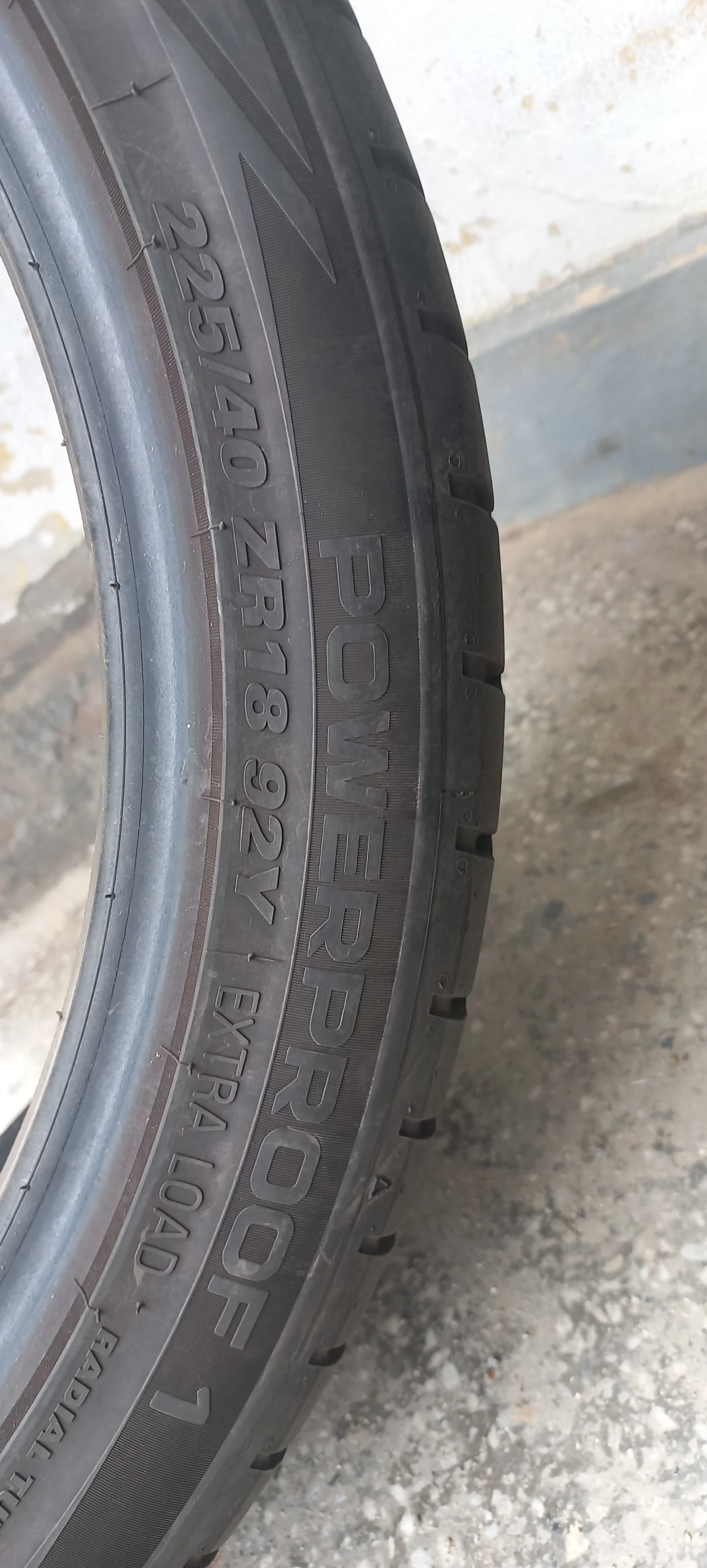 Гуми Летни 225/40R18, снимка 10 - Гуми и джанти - 53832304