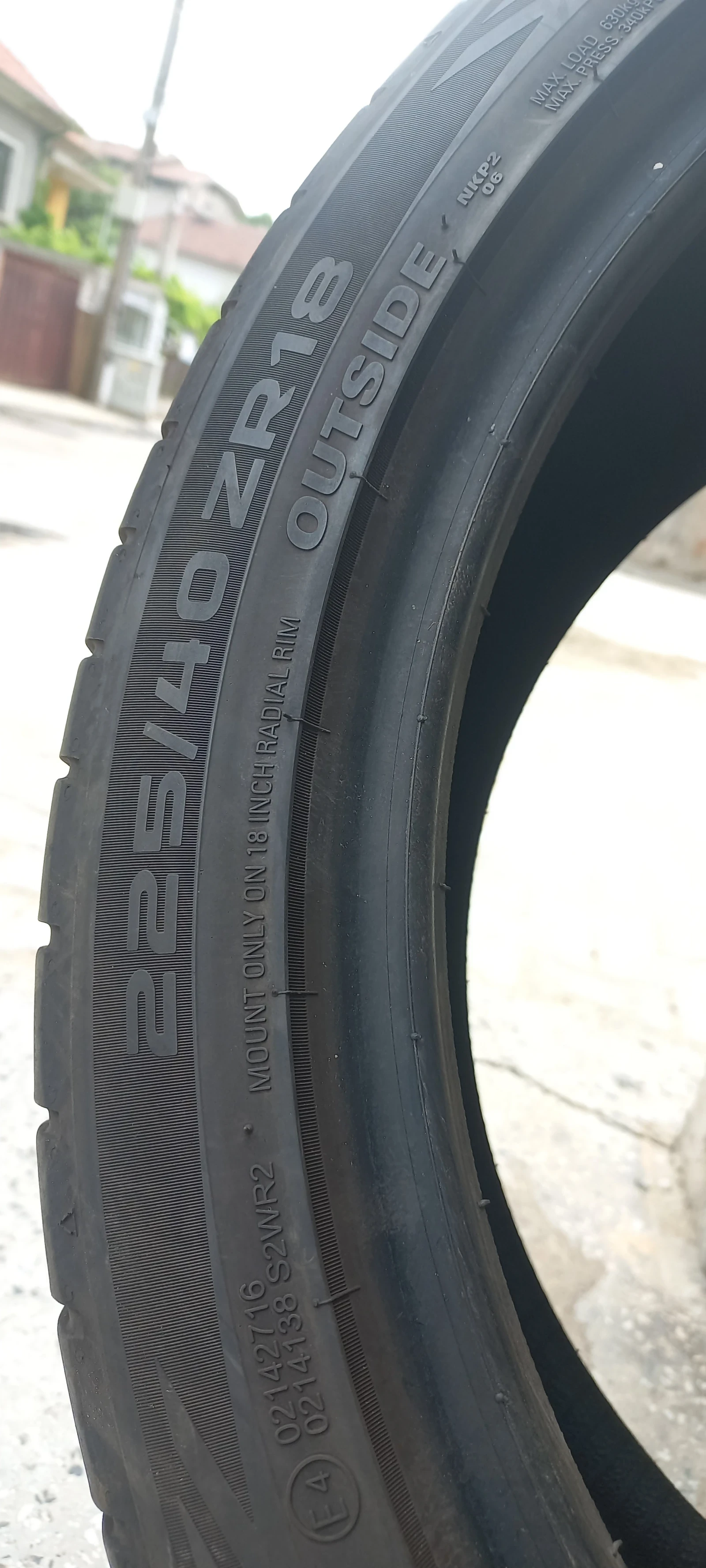 Гуми Летни 225/40R18, снимка 9 - Гуми и джанти - 53832304