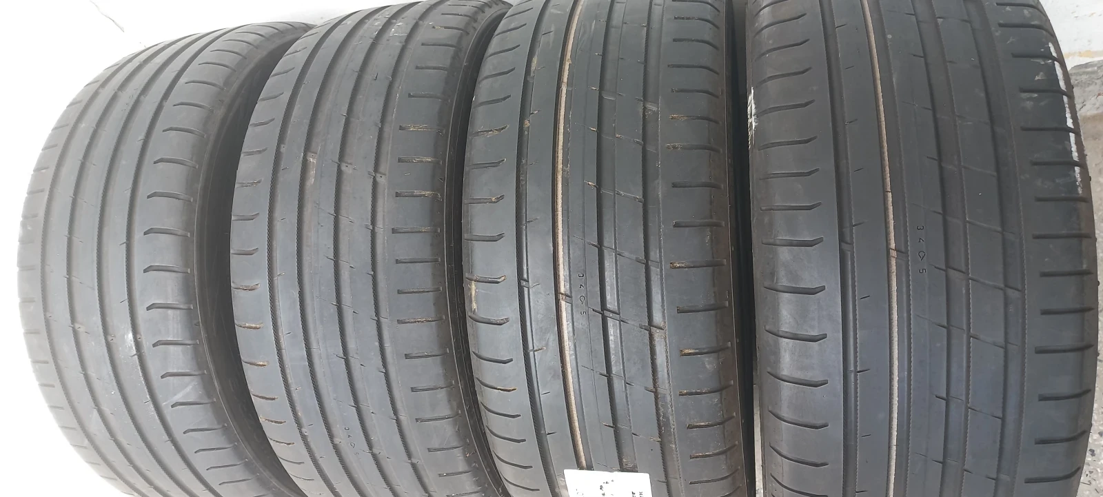 Гуми Летни 225/40R18, снимка 14 - Гуми и джанти - 53832304