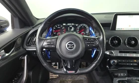 Kia Stinger 3.3 GT TURBO* 4x4* КОЖА* ПОДГРЕВ* ОБДУХВАНЕ* HUD, снимка 12