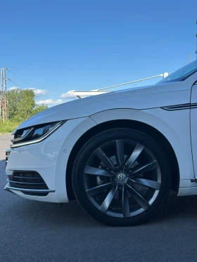 VW Arteon 2.0 TDI / Автомобила се намира в София  - 23300 € / 45570.84 лв. - 69759160 7