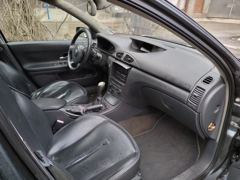 Renault Laguna 2.2DCI, снимка 7 - Автомобили и джипове - 48807278