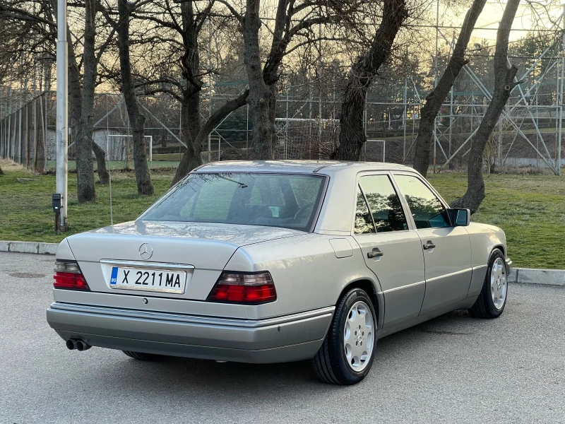 Mercedes-Benz 124 E200, снимка 6 - Автомобили и джипове - 49247319