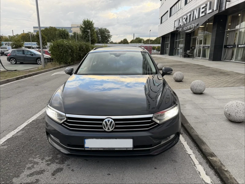 VW Passat 2.0TDI* DSG* Масаж, снимка 2 - Автомобили и джипове - 52001794