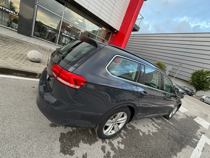 VW Passat 2.0TDI* DSG* Масаж, снимка 4 - Автомобили и джипове - 52001794