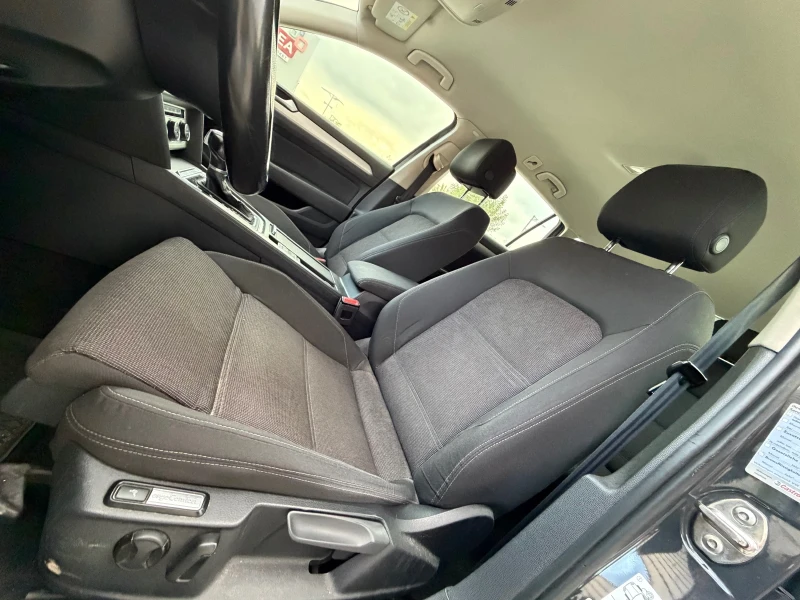 VW Passat 2.0TDI* DSG* Масаж, снимка 11 - Автомобили и джипове - 52001794