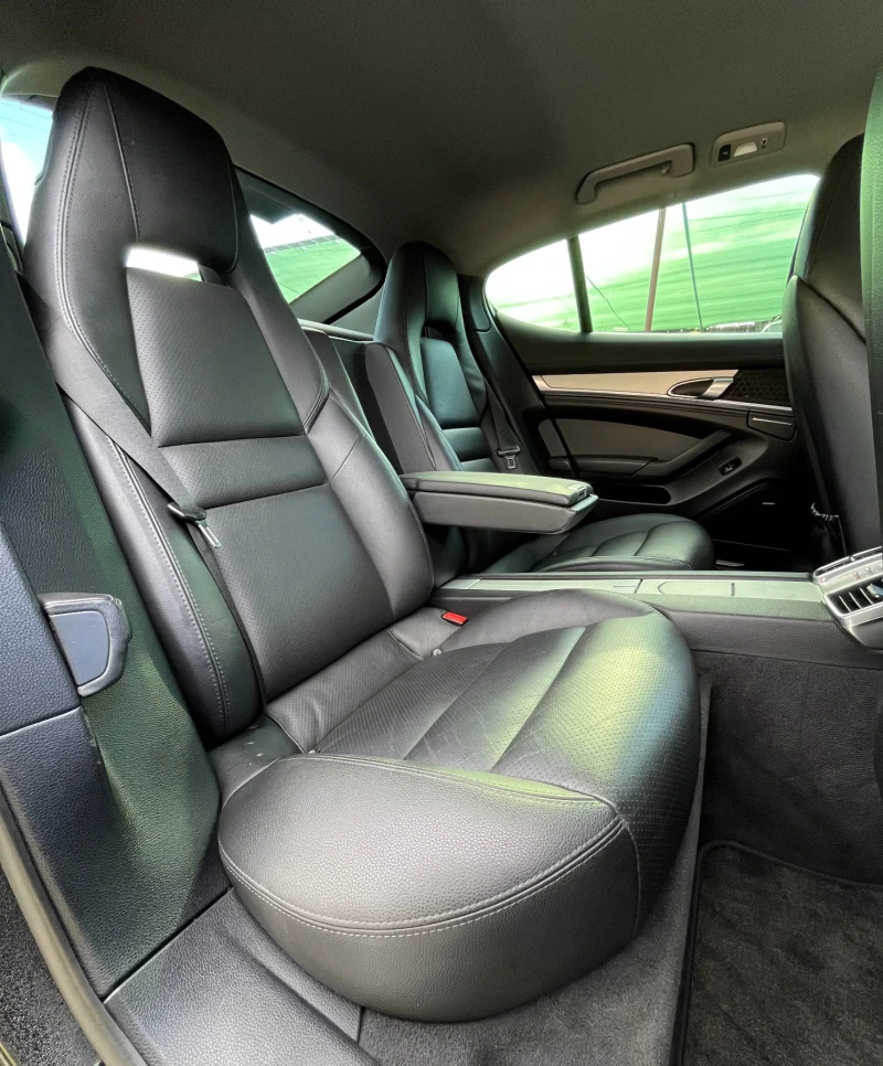 Porsche Panamera 3.6* PDK* CHRONO* BOSE* FULL* СОБСТВЕН ЛИЗИНГ, снимка 9 - Автомобили и джипове - 52003111
