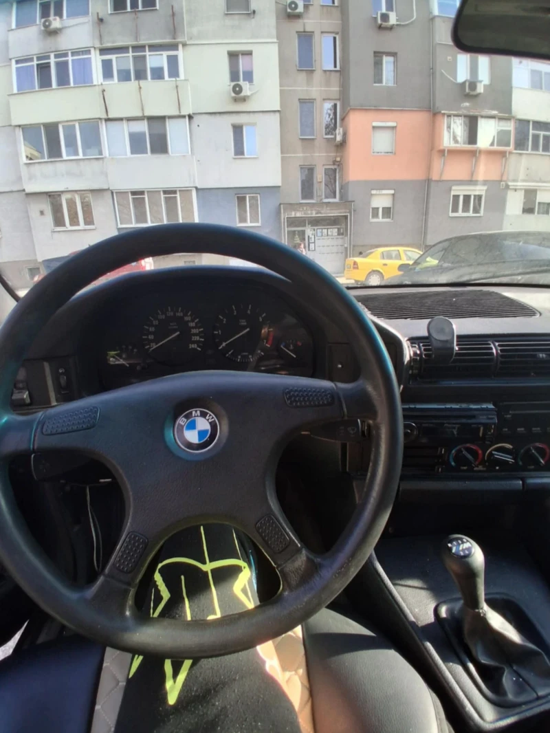 BMW 520, снимка 7 - Автомобили и джипове - 52318266