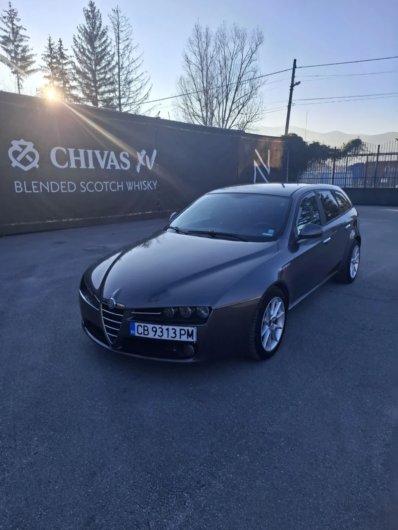Alfa Romeo 159 sportwagon 1.9JTD 150к.с АВТОМАТИК , снимка 2 - Автомобили и джипове - 52774065