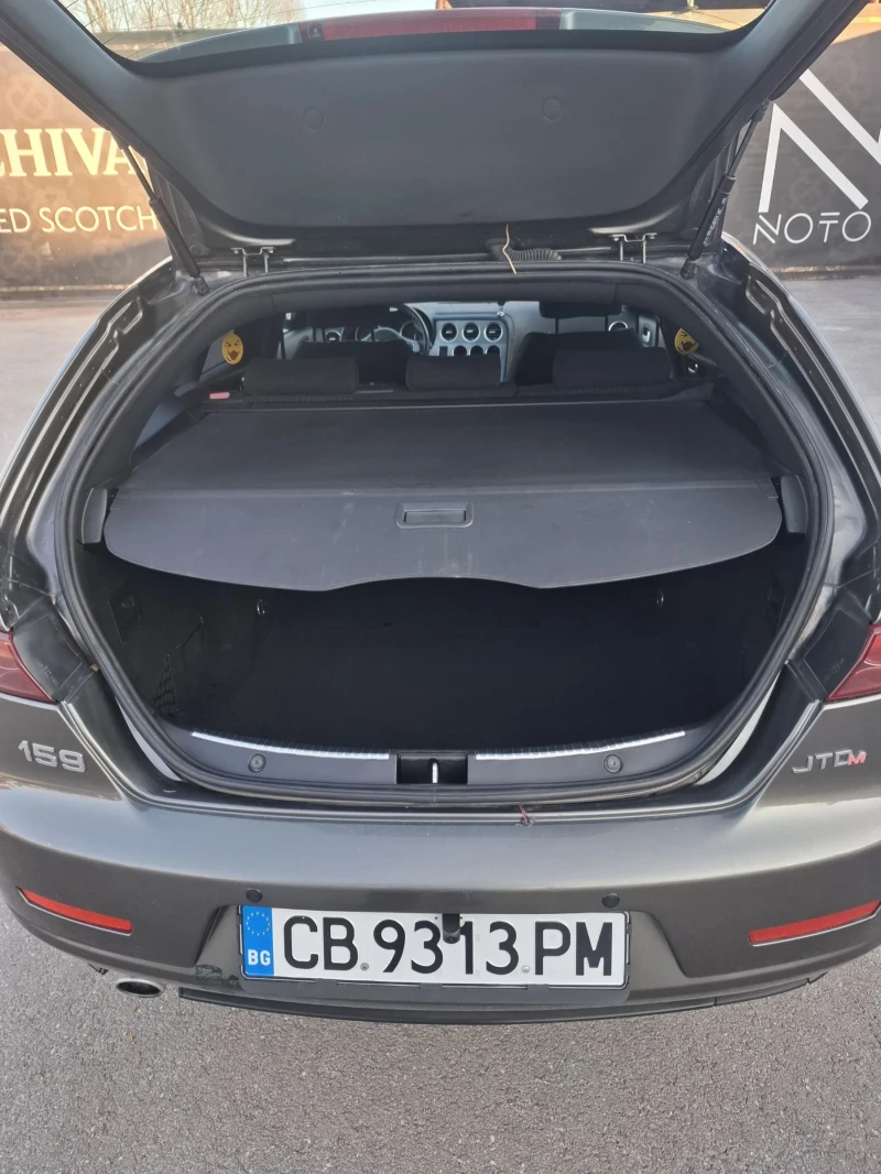 Alfa Romeo 159 sportwagon 1.9JTD 150к.с АВТОМАТИК , снимка 11 - Автомобили и джипове - 52774065