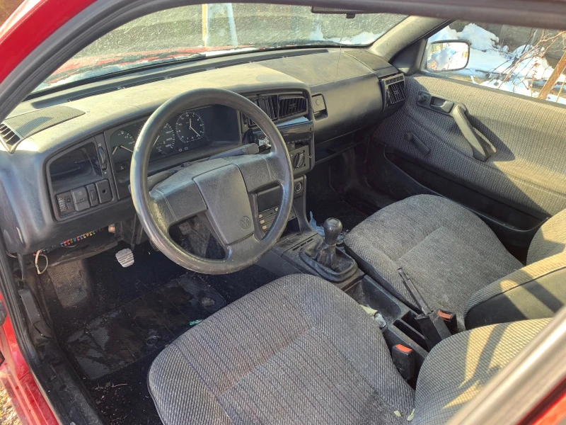 VW Passat, снимка 8 - Автомобили и джипове - 52909571