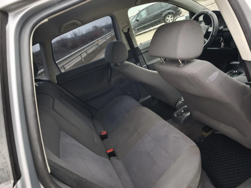 VW Polo 1.4I 16V(75)* АВТОМАТИК* НОВ ВНОС* , снимка 5 - Автомобили и джипове - 53328363