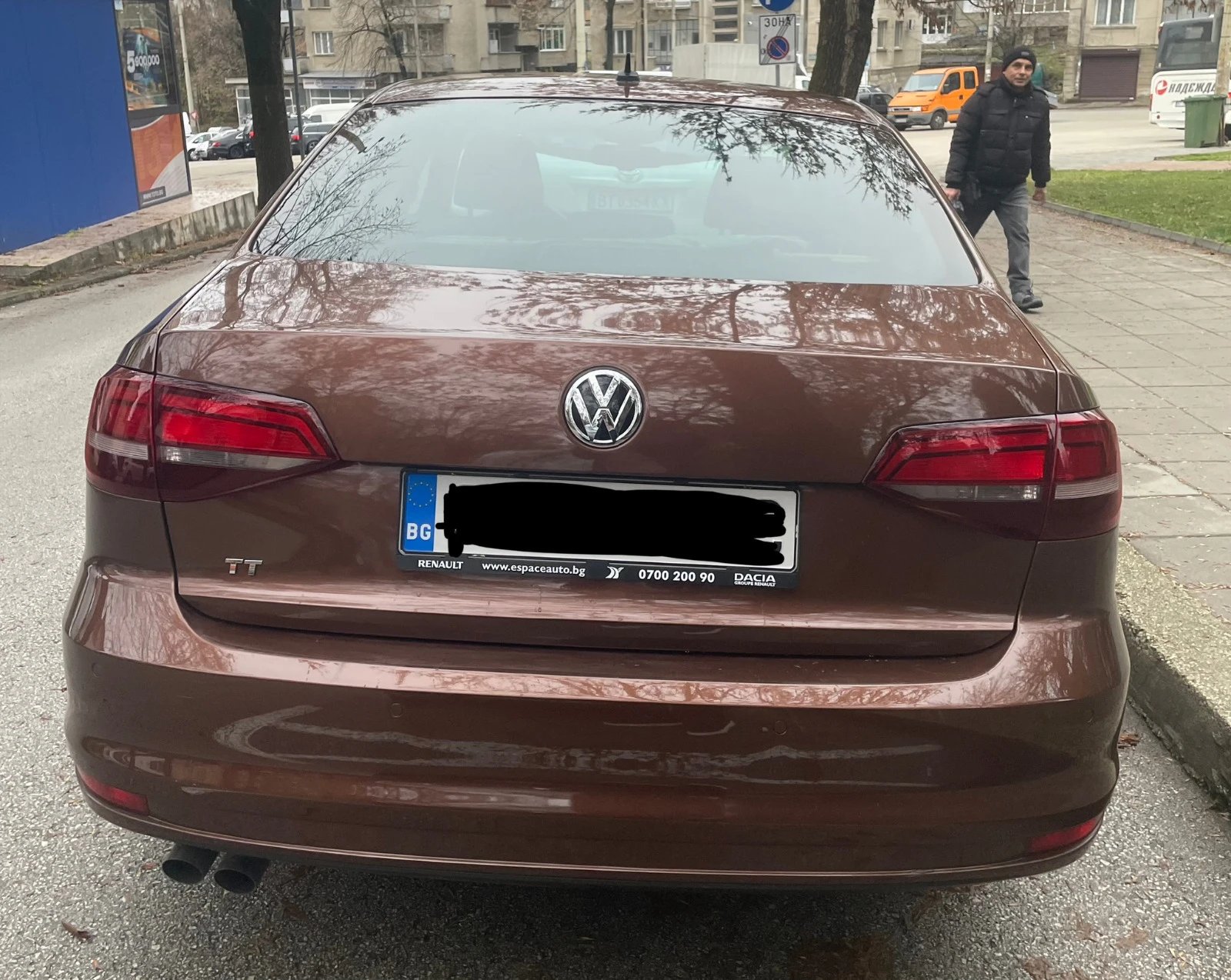 VW Jetta Highline 2.0 TDI - изображение 4