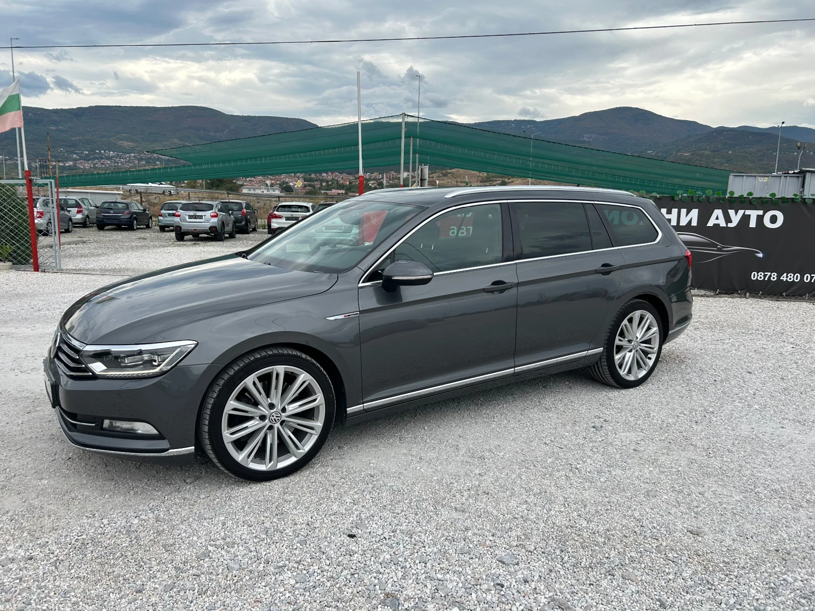 VW Passat 2.0 TDI 4 MOTION R-LINE  - изображение 2