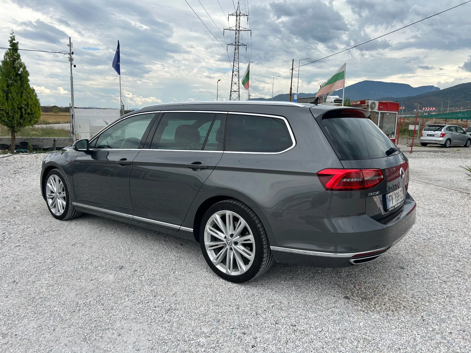 VW Passat 2.0 TDI 4 MOTION R-LINE  - изображение 3