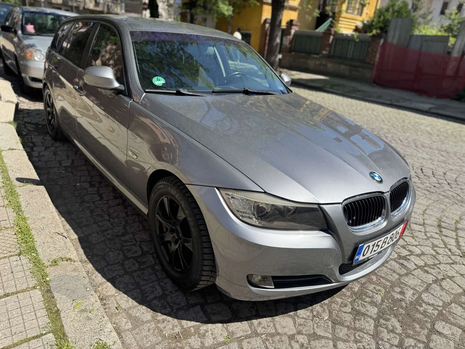 BMW 320 Feislift - изображение 2