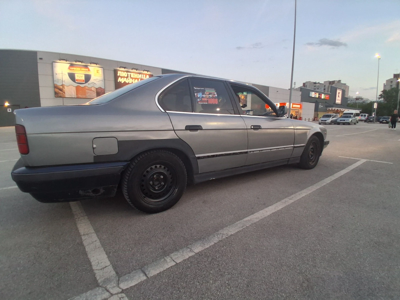 BMW 520, снимка 5 - Автомобили и джипове - 54387912
