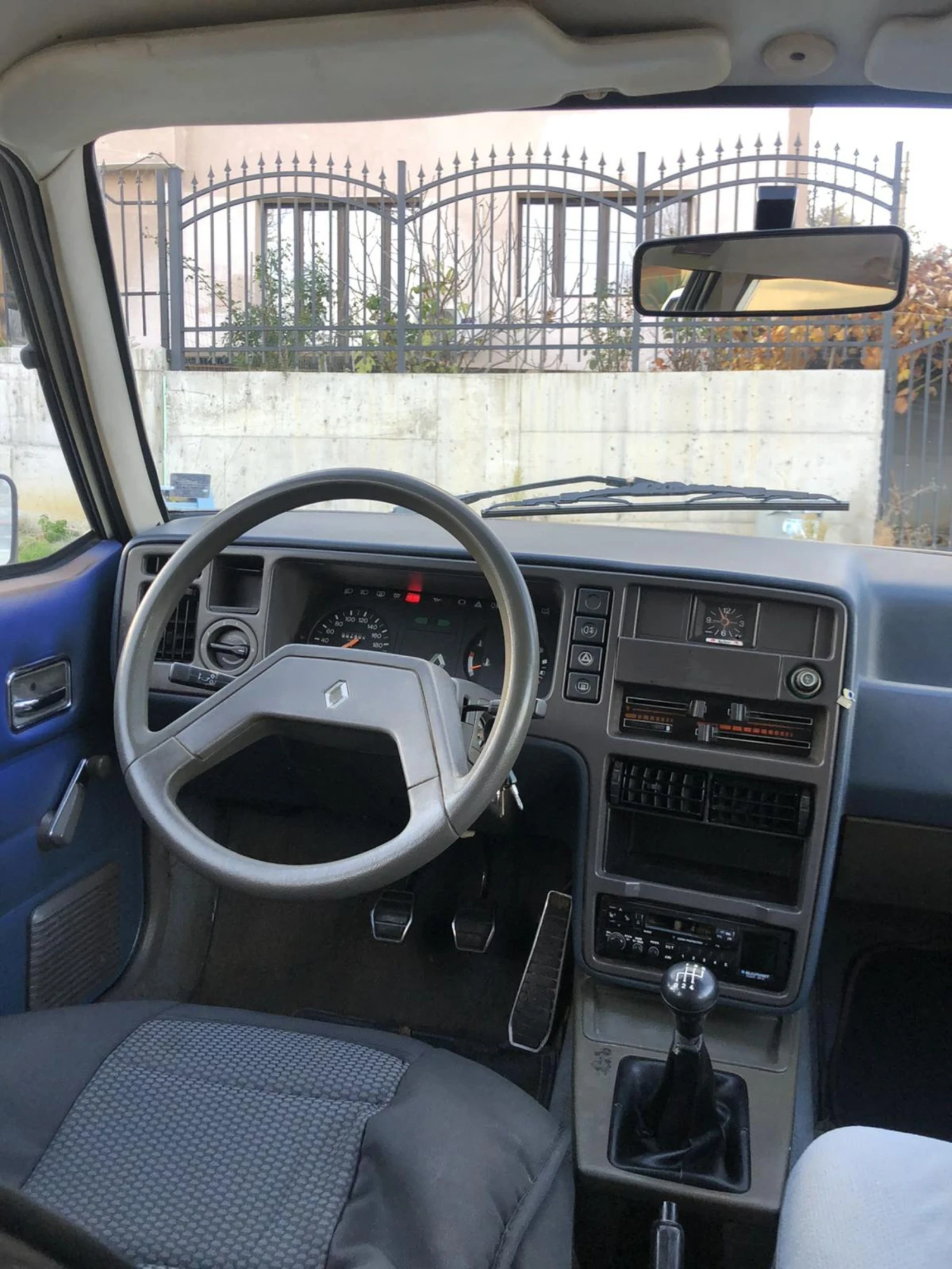 Renault 20  - изображение 8