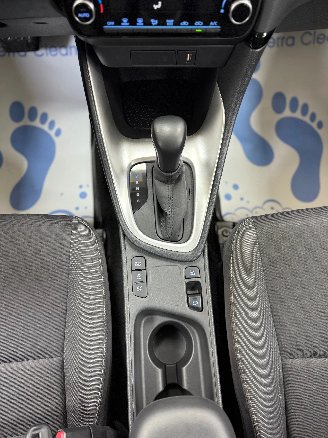 Toyota Yaris 1.5 Hybrid////  | Mobile.bg   14