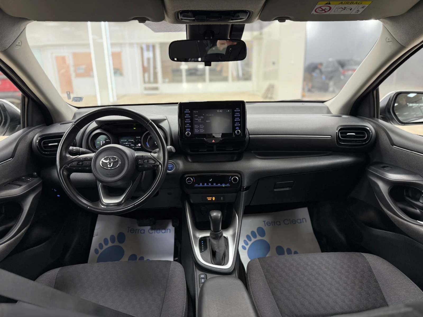 Toyota Yaris 1.5 Hybrid////  | Mobile.bg   7