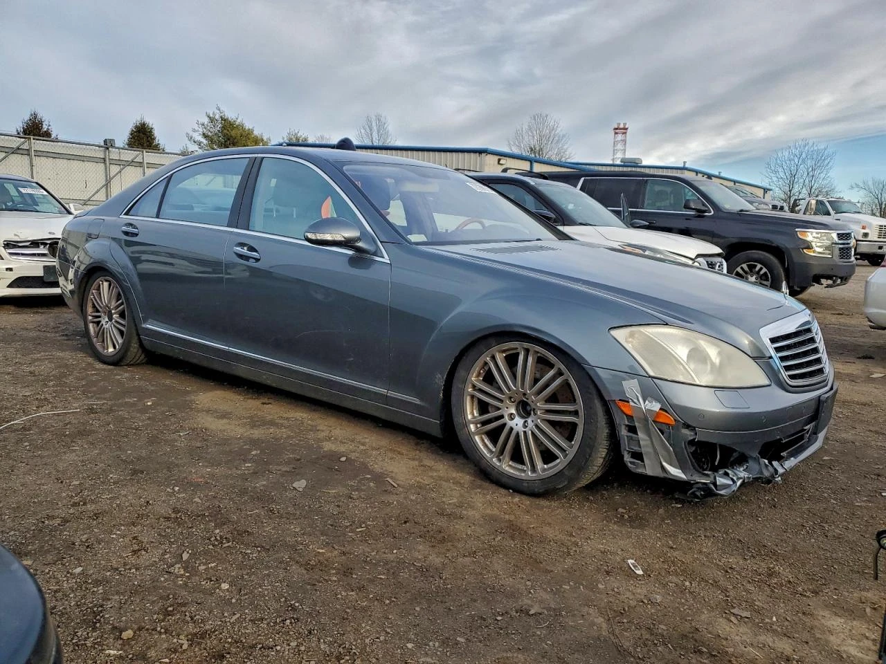 Mercedes-Benz S 550 5.5l 4Matic - изображение 4