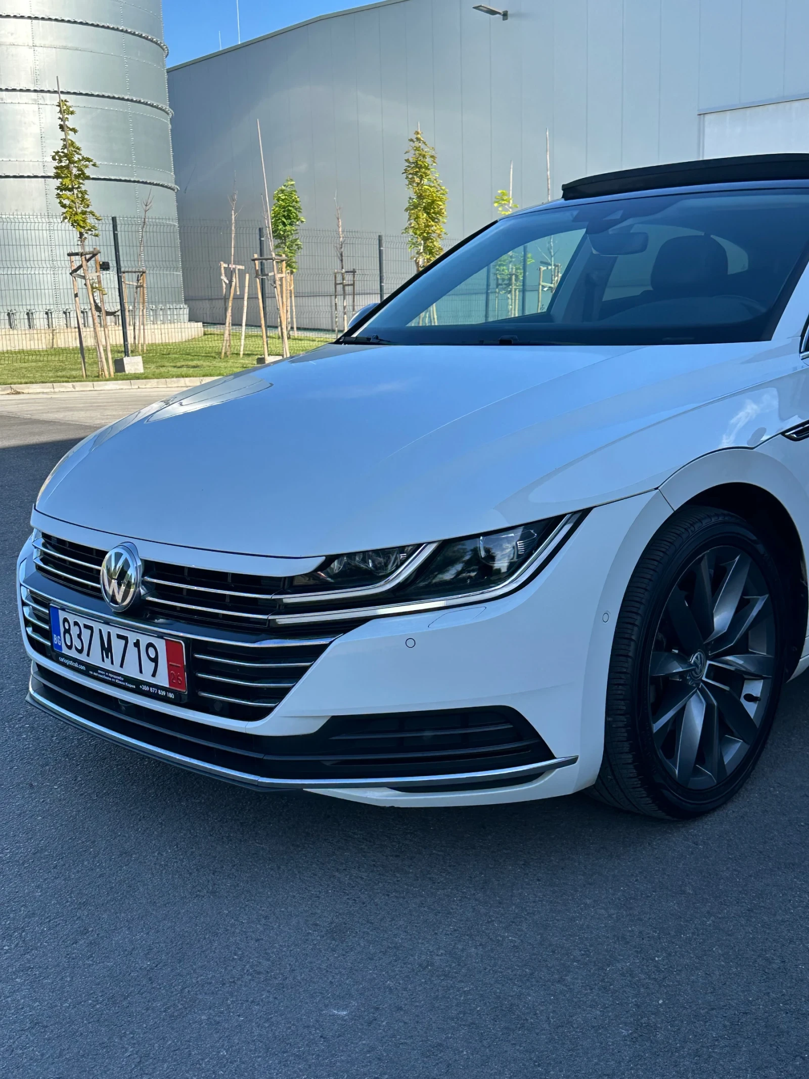 VW Arteon 2.0 TDI / Автомобила се намира в София , снимка 3 - Автомобили и джипове - 54224521