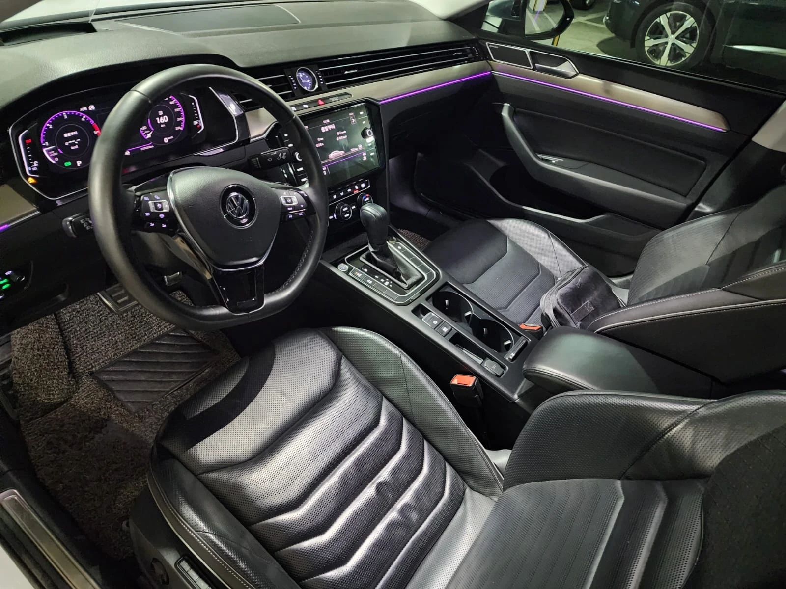 VW Arteon 2.0 TDI - изображение 7