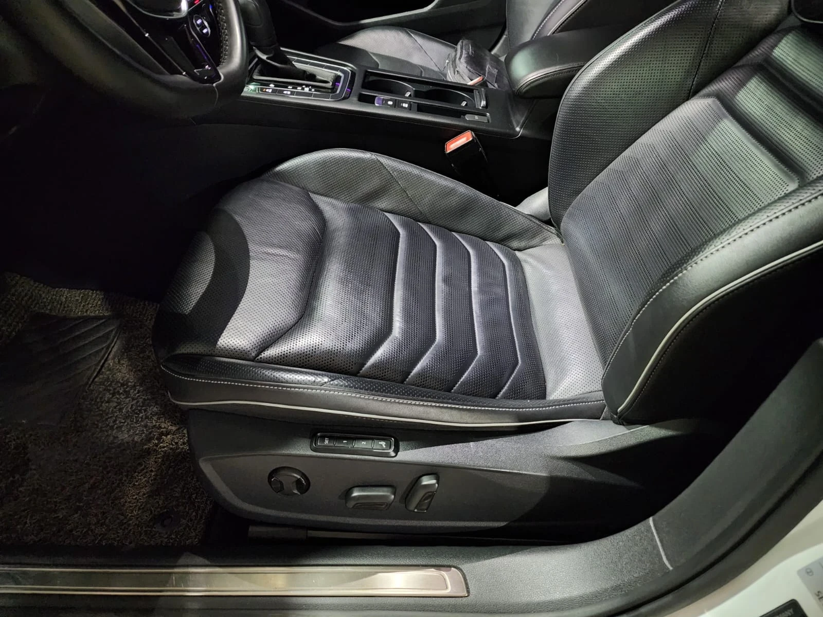 VW Arteon 2.0 TDI - изображение 10