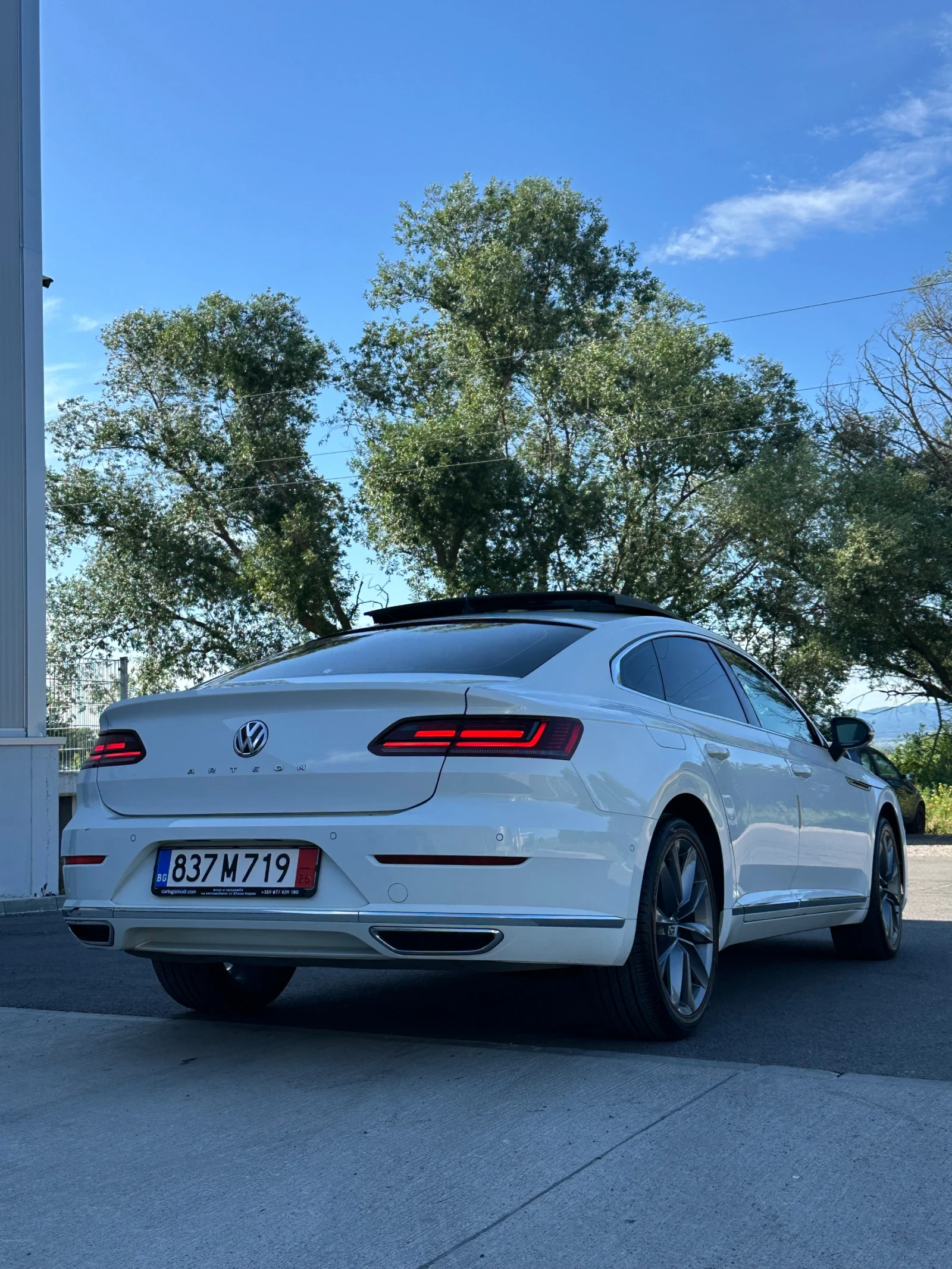 VW Arteon 2.0 TDI / Автомобила се намира в София , снимка 12 - Автомобили и джипове - 54224521