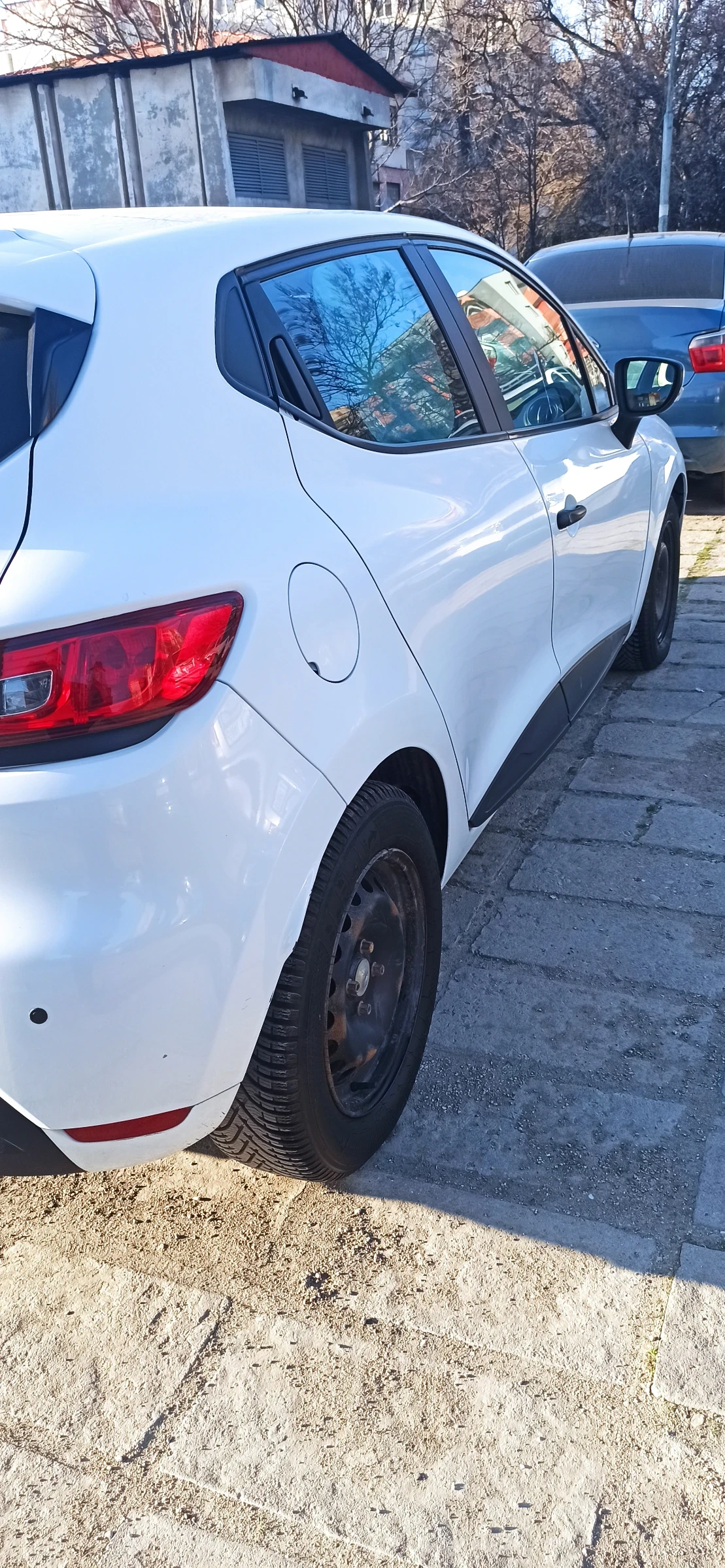 Renault Clio, снимка 2 - Автомобили и джипове - 53841758