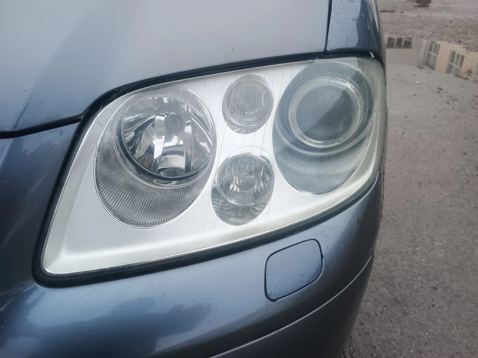 VW Touran, снимка 12 - Автомобили и джипове - 54010033