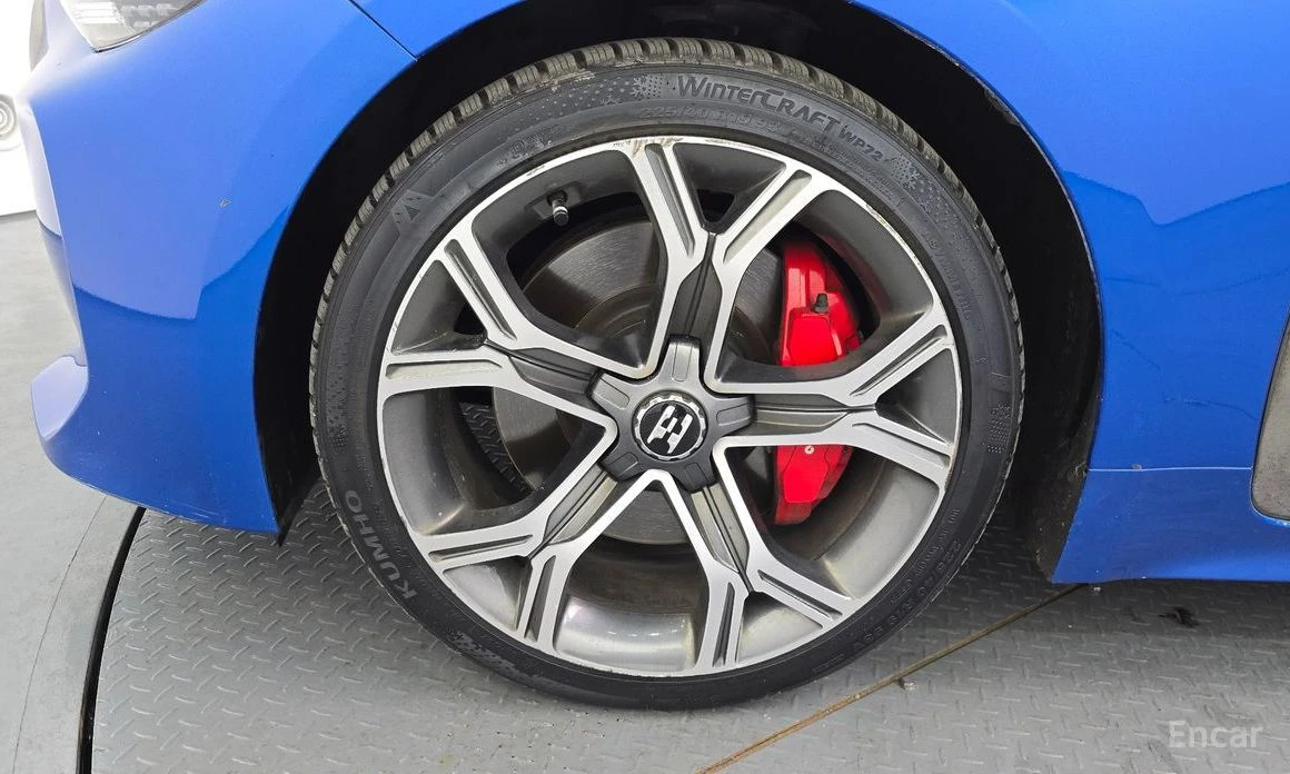 Kia Stinger 3.3 GT TURBO* 4x4* КОЖА* ПОДГРЕВ* ОБДУХВАНЕ* HUD, снимка 5 - Автомобили и джипове - 54072720