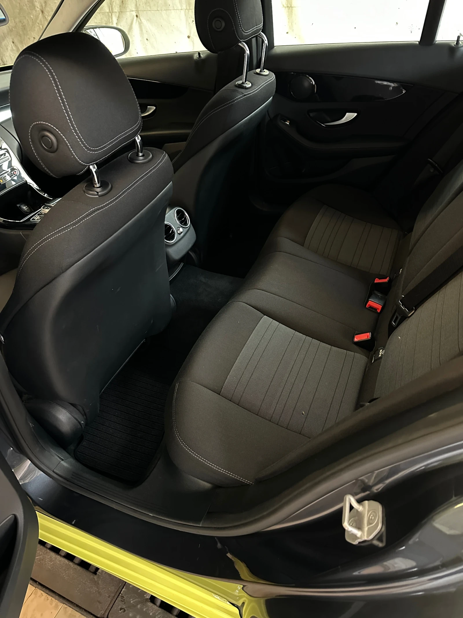 Mercedes-Benz C 200 ТОП/АВТОМАТ/ЛИЗИНГ/ВСИЧКО ПЛАТЕНО, снимка 14 - Автомобили и джипове - 54174216