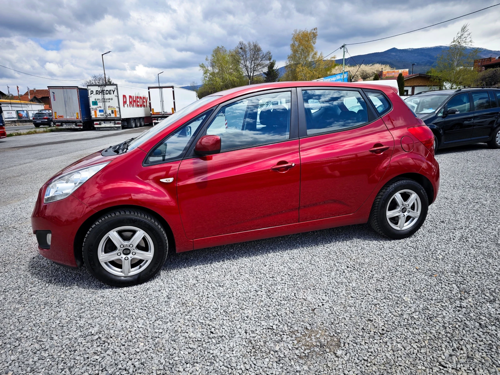 Kia Venga 1.4 CVVT, снимка 2 - Автомобили и джипове - 54408364