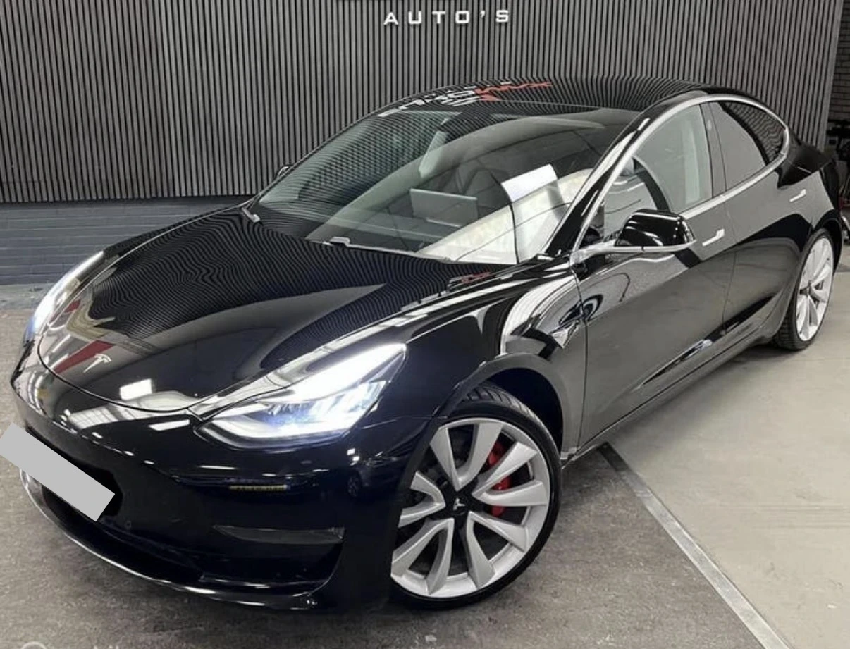 Tesla Model 3 Performance 